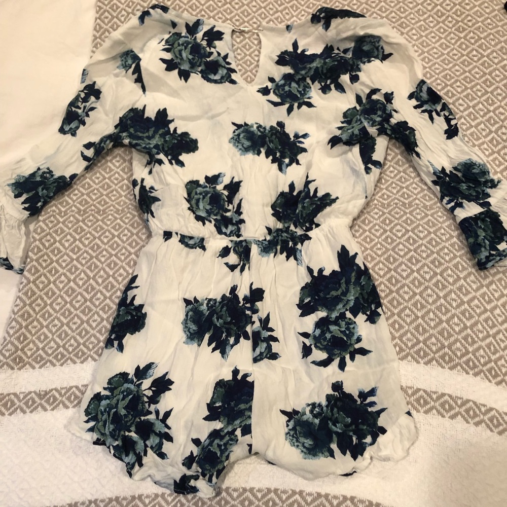 🌺PEACH LOVE  CALIFORNIA ROMPER🌺 - Picture 2 of 4